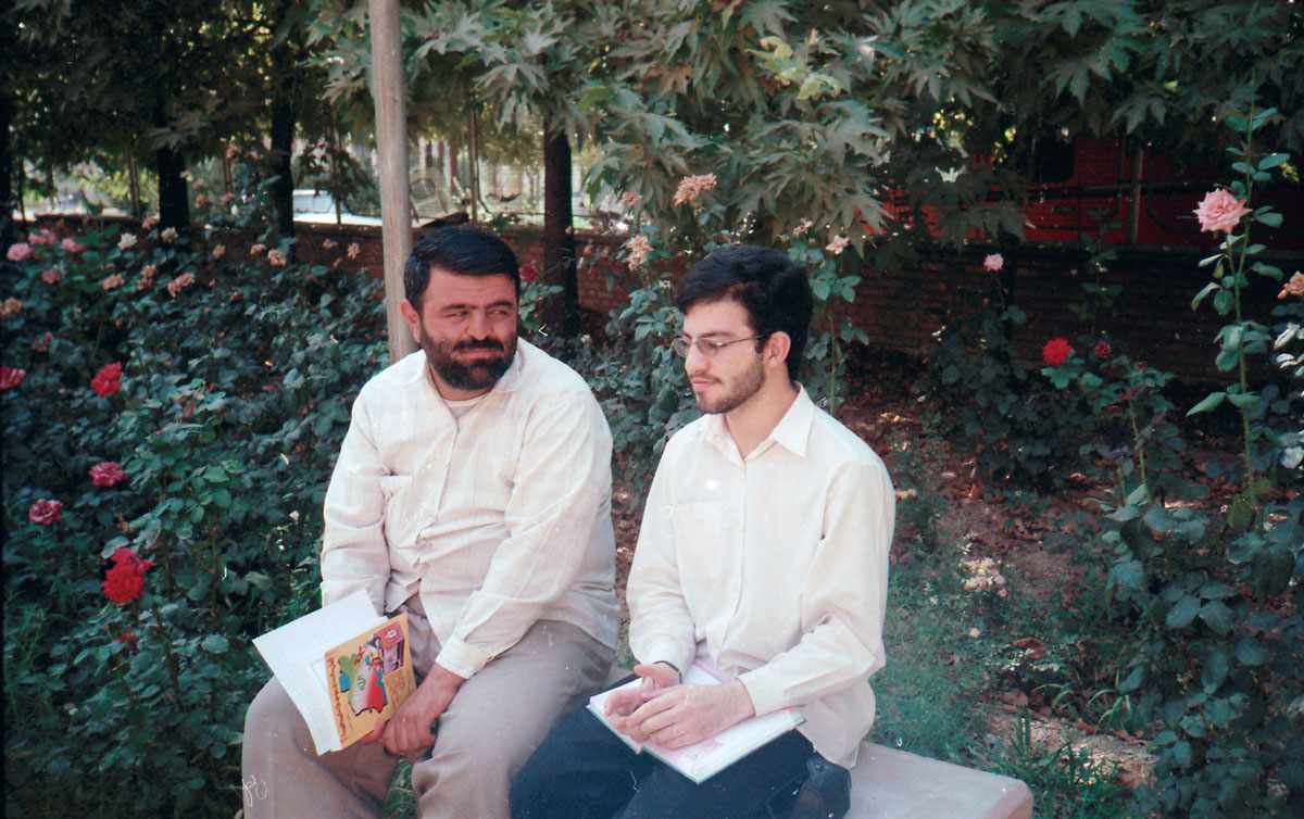 اشک های شهید علیرضا رستمی