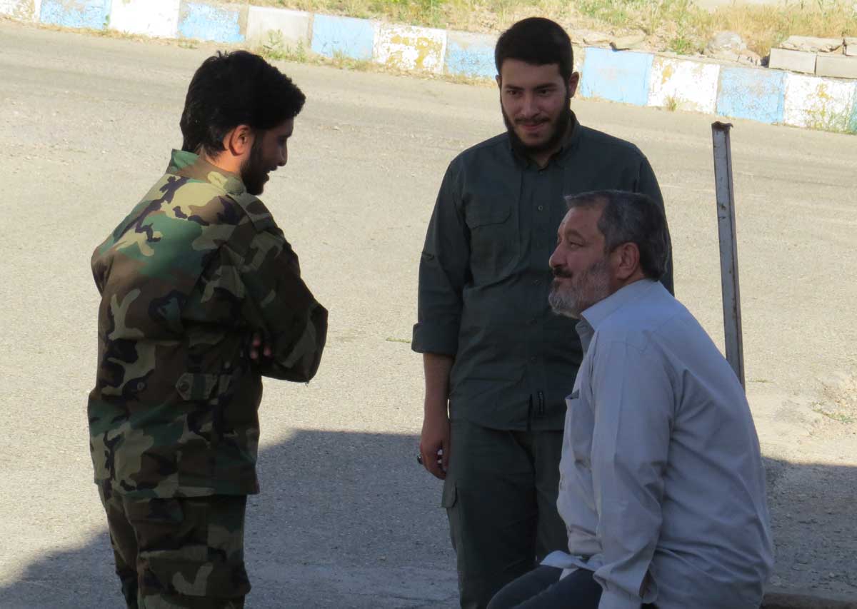 رفیق همسر یاور فرزندان